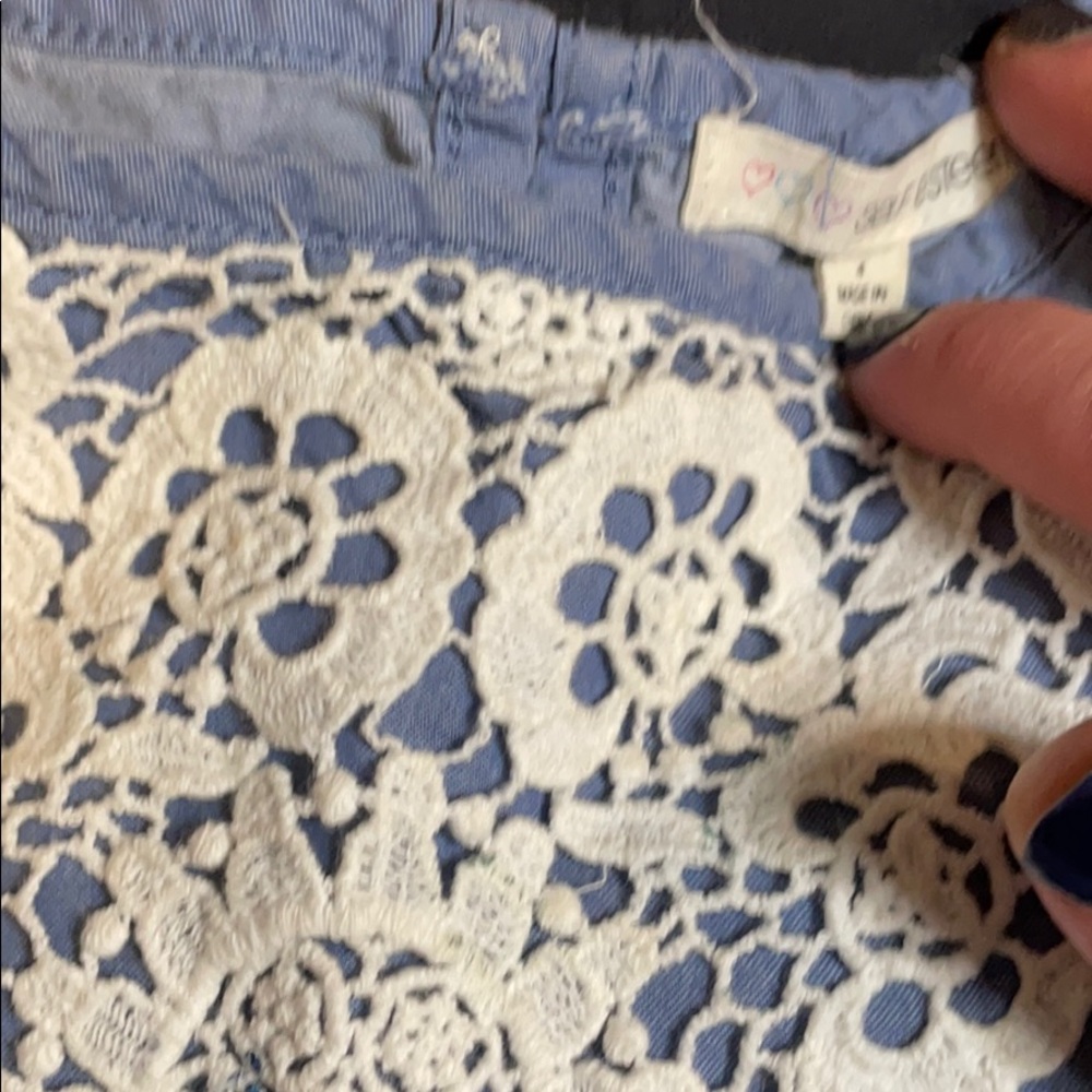 Jean Like Lace Top - Picture 3 of 4